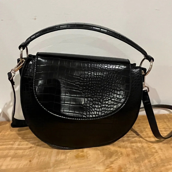ZARA Womens black leather handbag or crossbody croco embossed NWOT - Picture 1 of 5